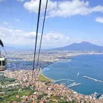Il Golfo di Napoli in barca, tante meraviglie tra cielo e mare